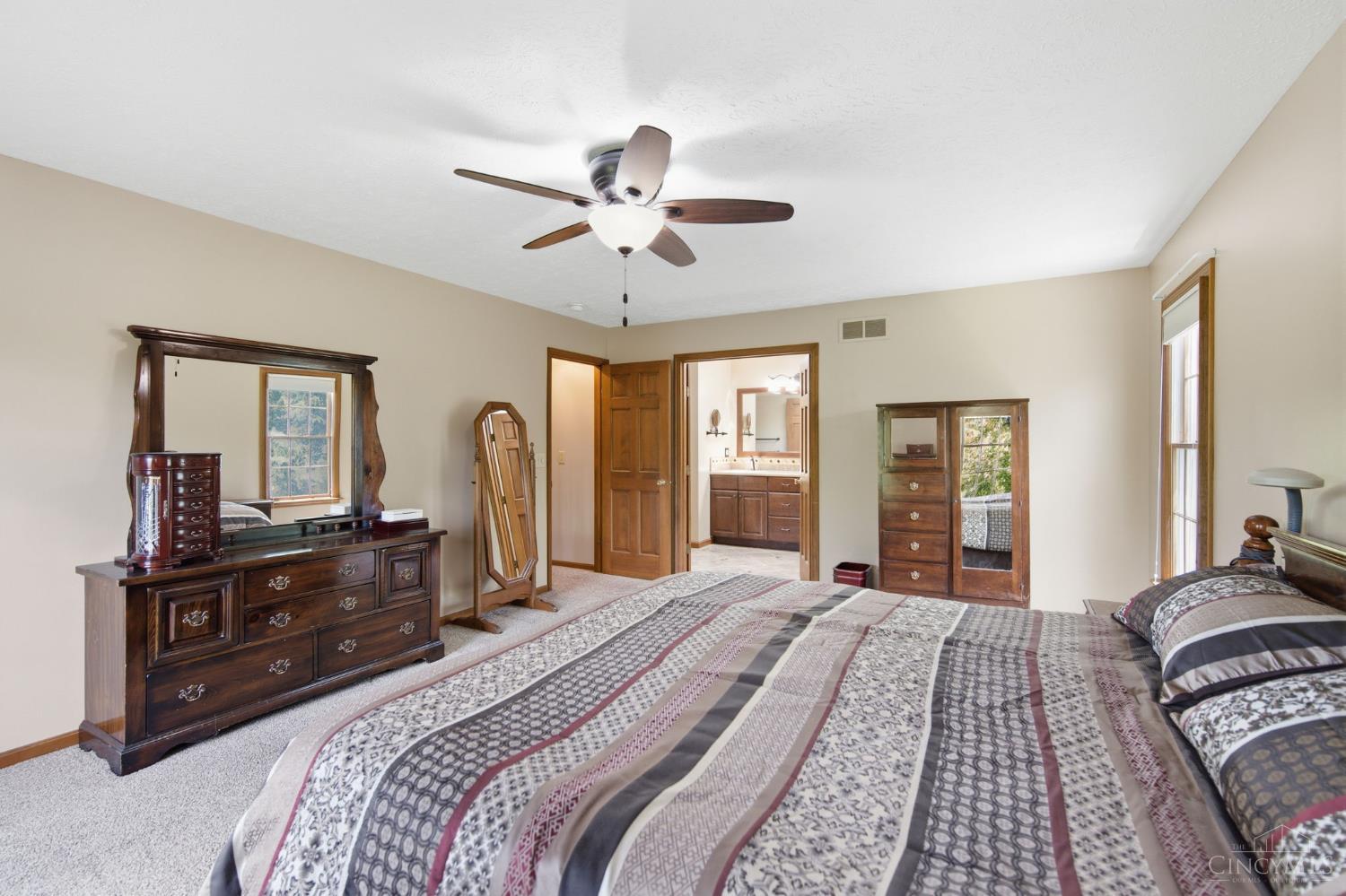 7220 Rolling Meadows Drive
