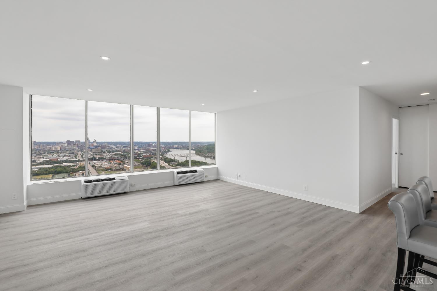 810 Matson Place 602