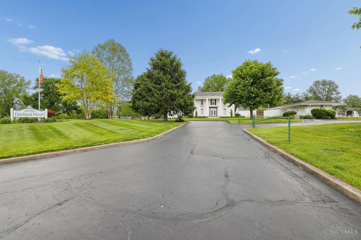 6594 Countryside Trail