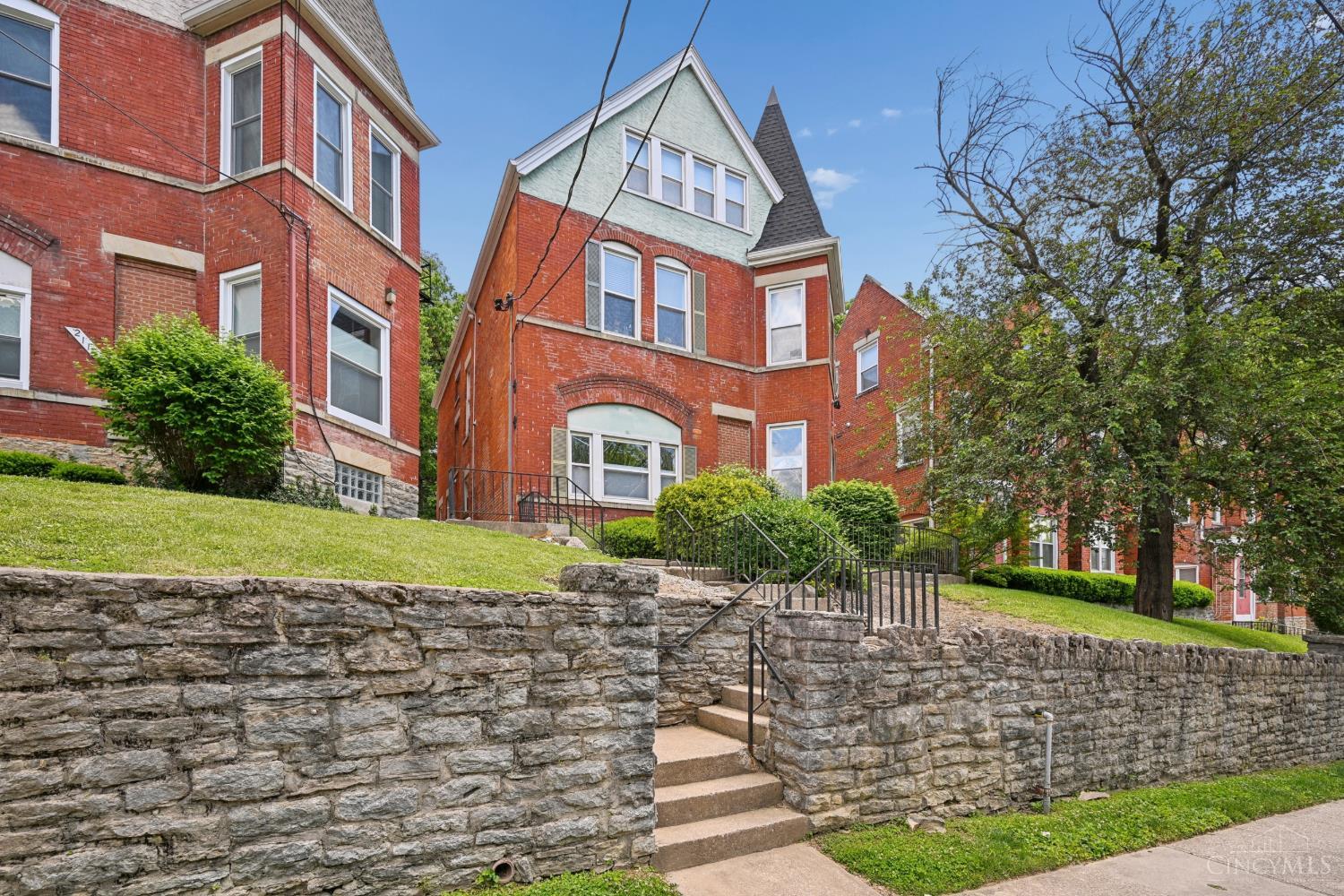 2108 Fulton Avenue C2