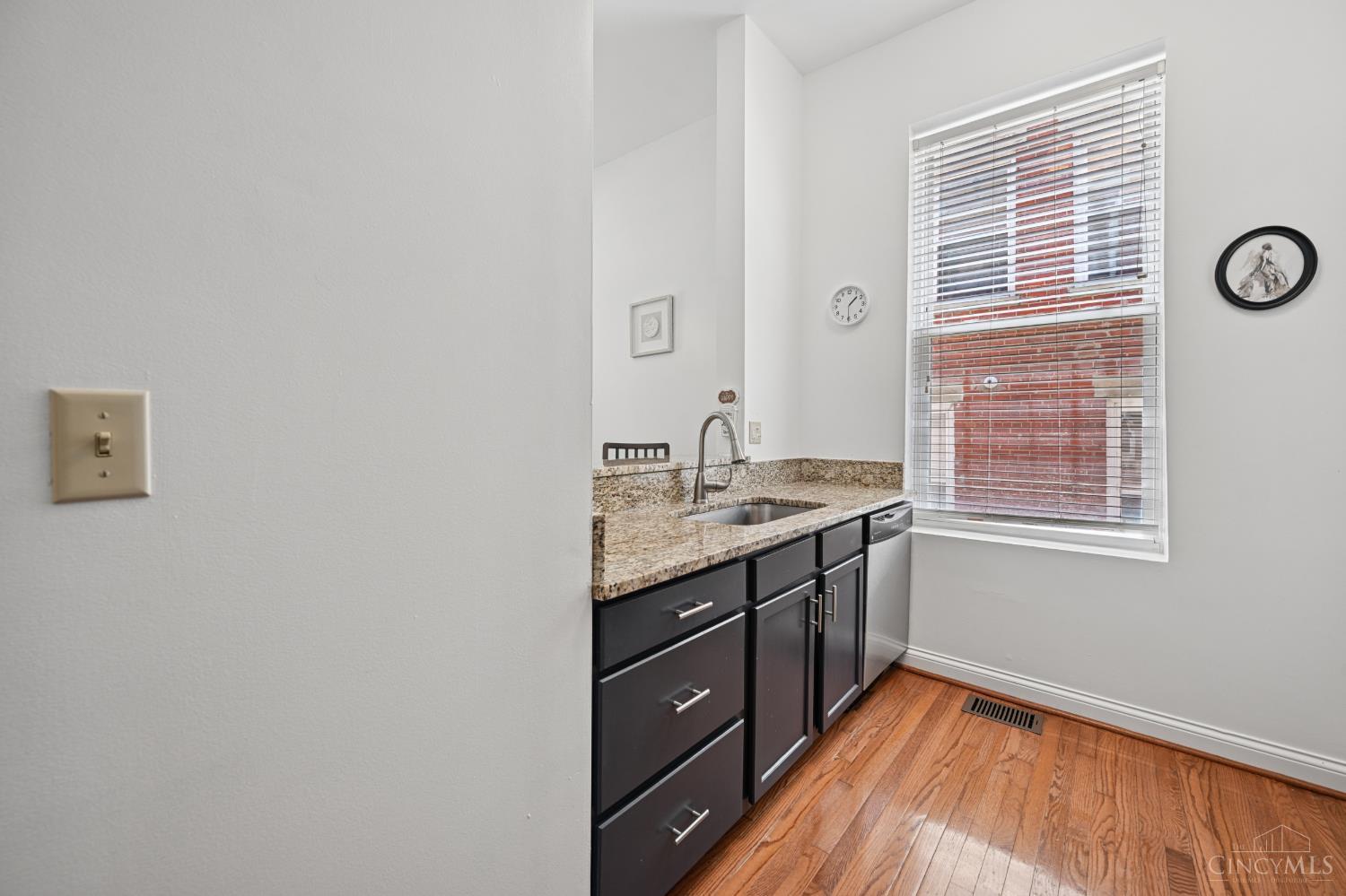 2108 Fulton Avenue C2