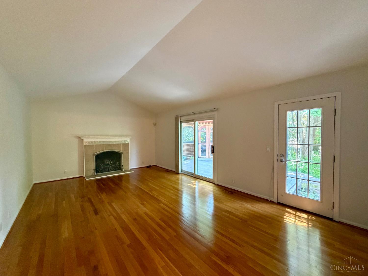 4210 Allenhurst Close Court