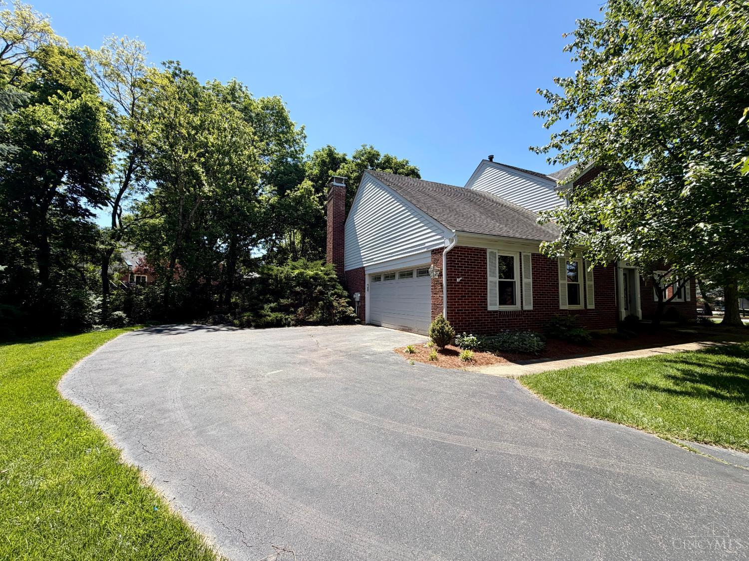 4210 Allenhurst Close Court