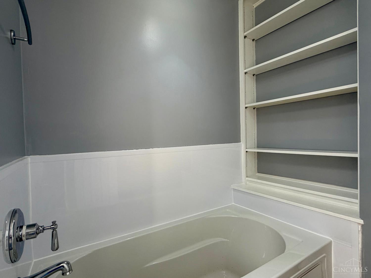 4210 Allenhurst Close Court