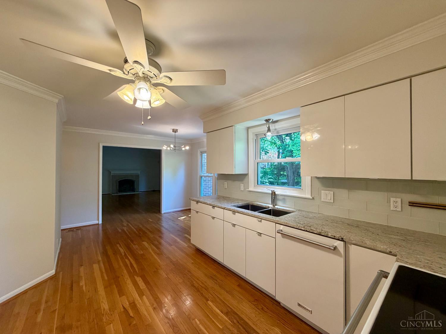 4210 Allenhurst Close Court