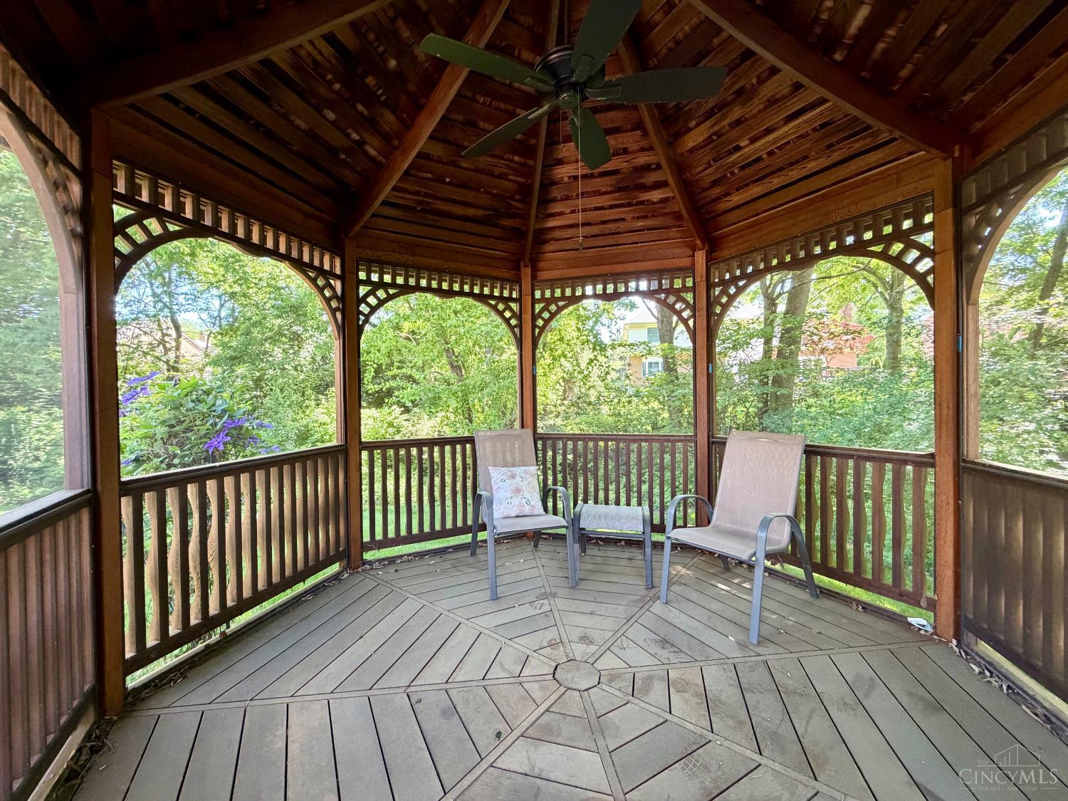 4210 Allenhurst Close Court