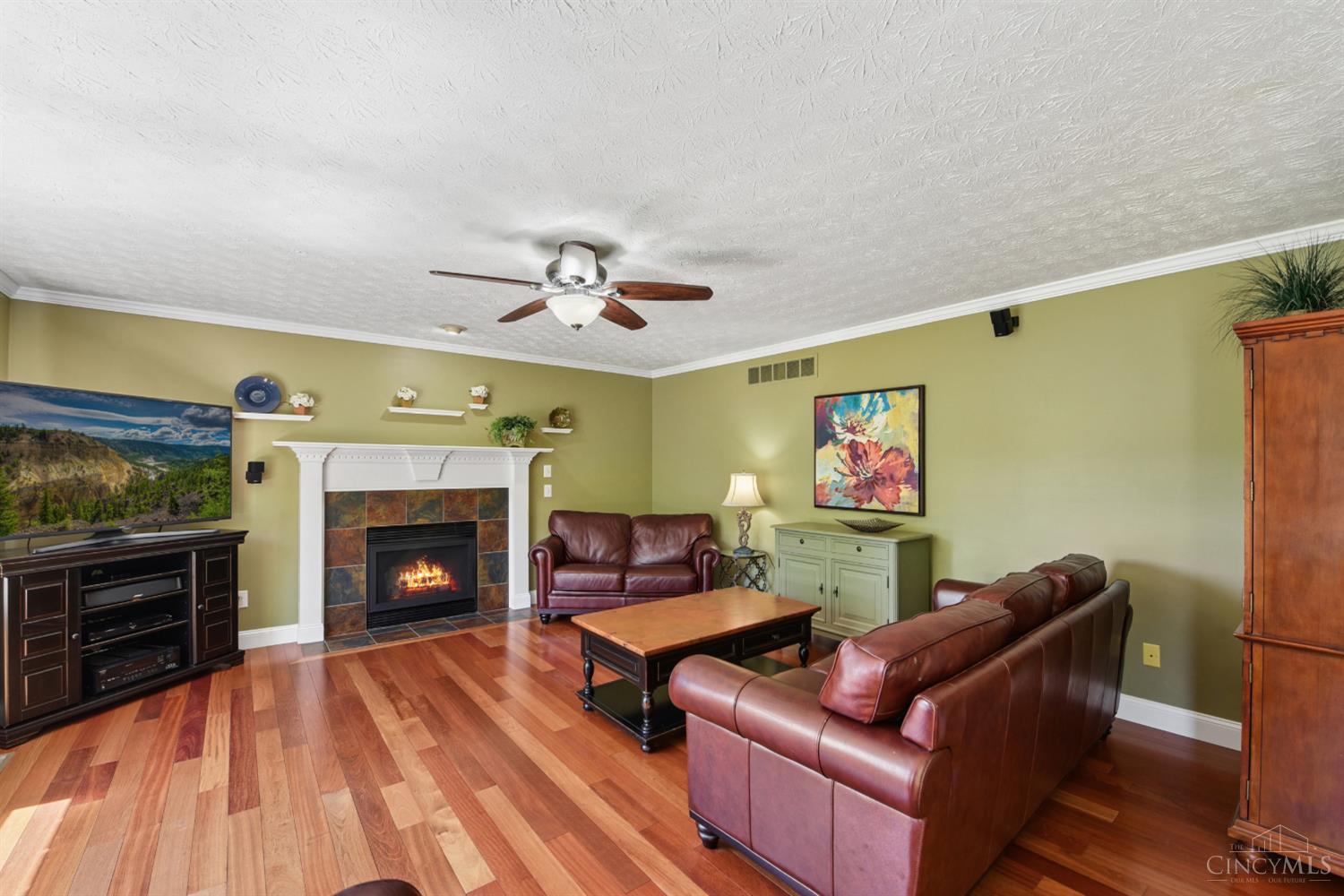 5145 Grandin Ridge Drive