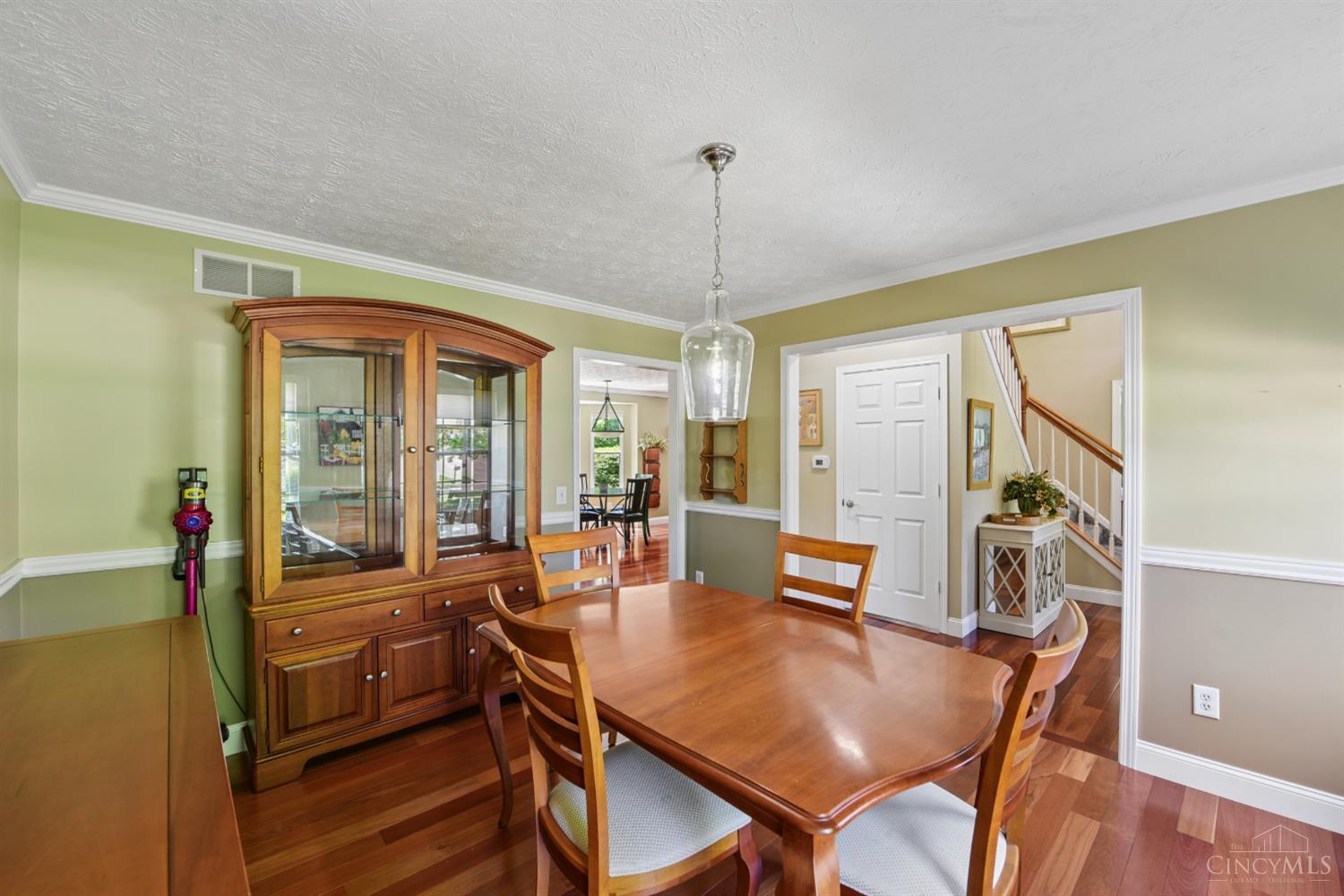 5145 Grandin Ridge Drive