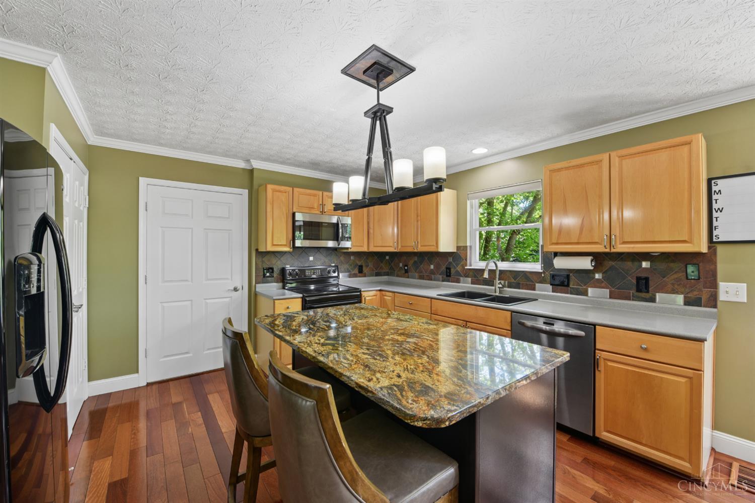 5145 Grandin Ridge Drive