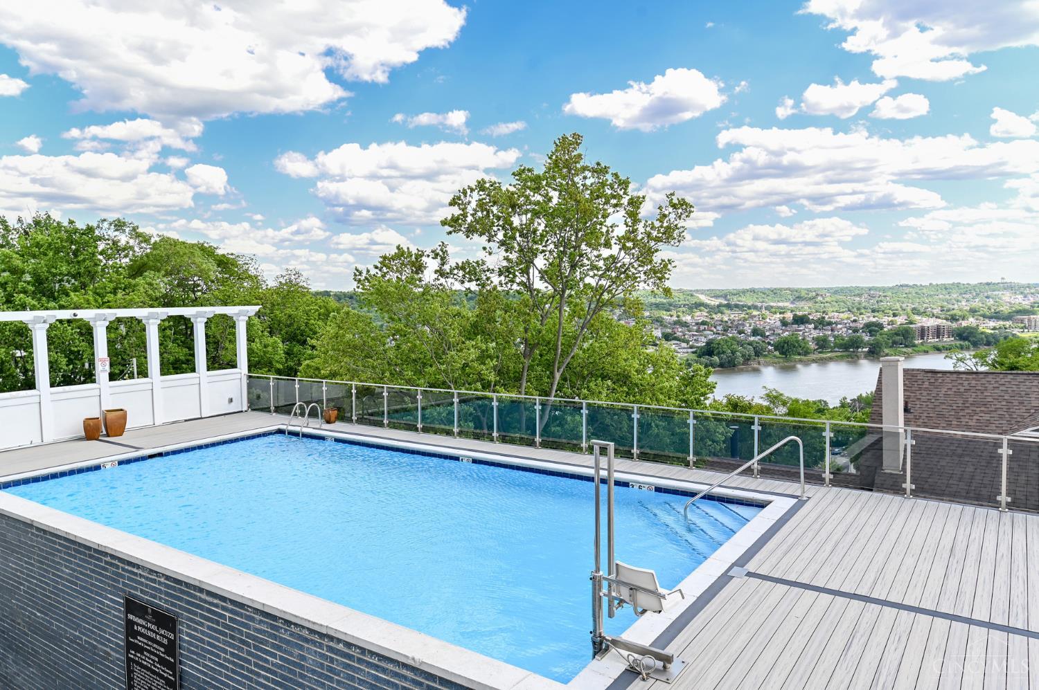 2200 Victory Parkway 2307