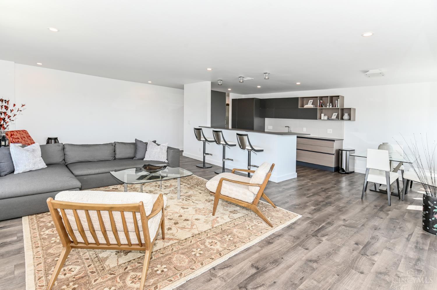 2200 Victory Parkway 2307