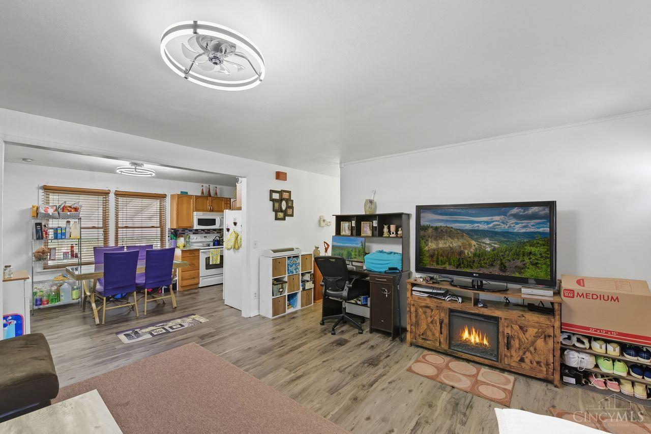 5974 Sunridge Drive