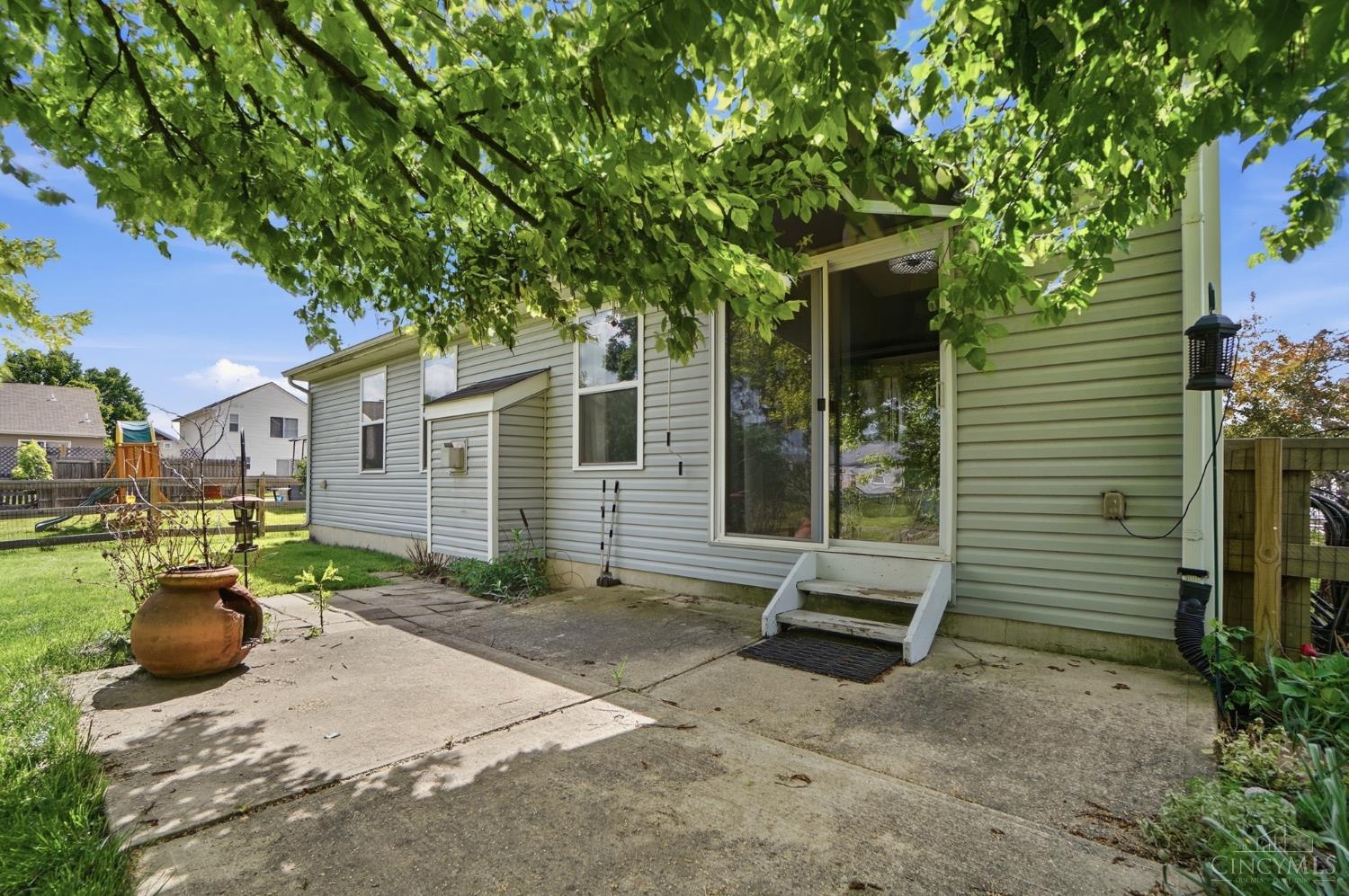 605 Quail Hollow Drive