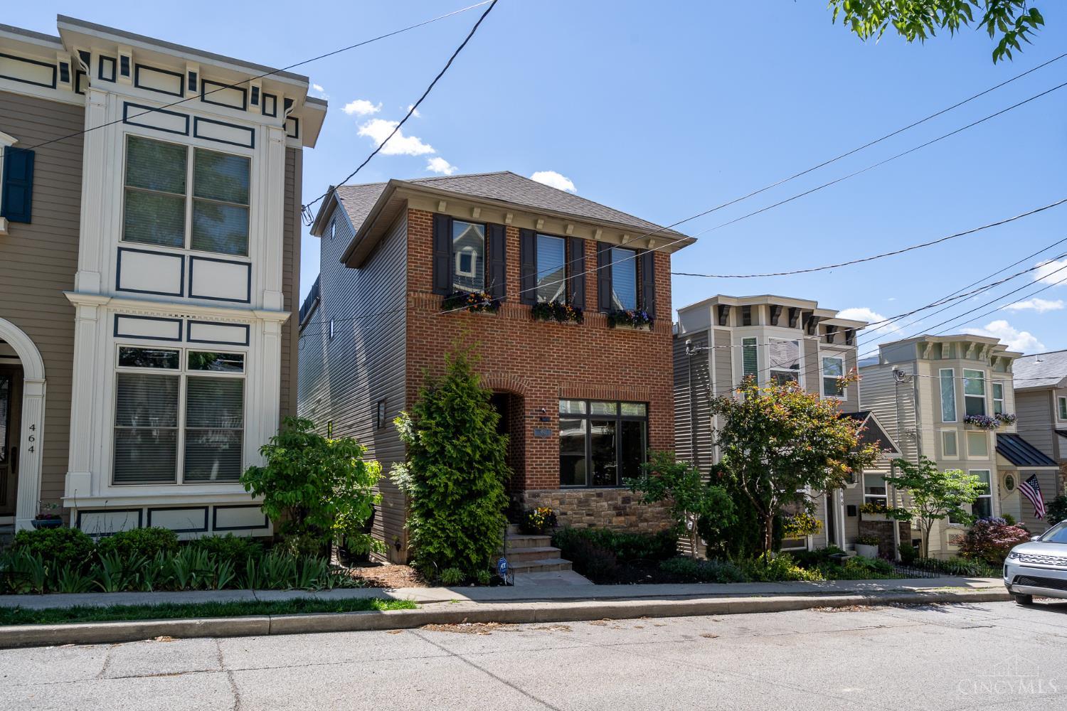 462 Strafer Street