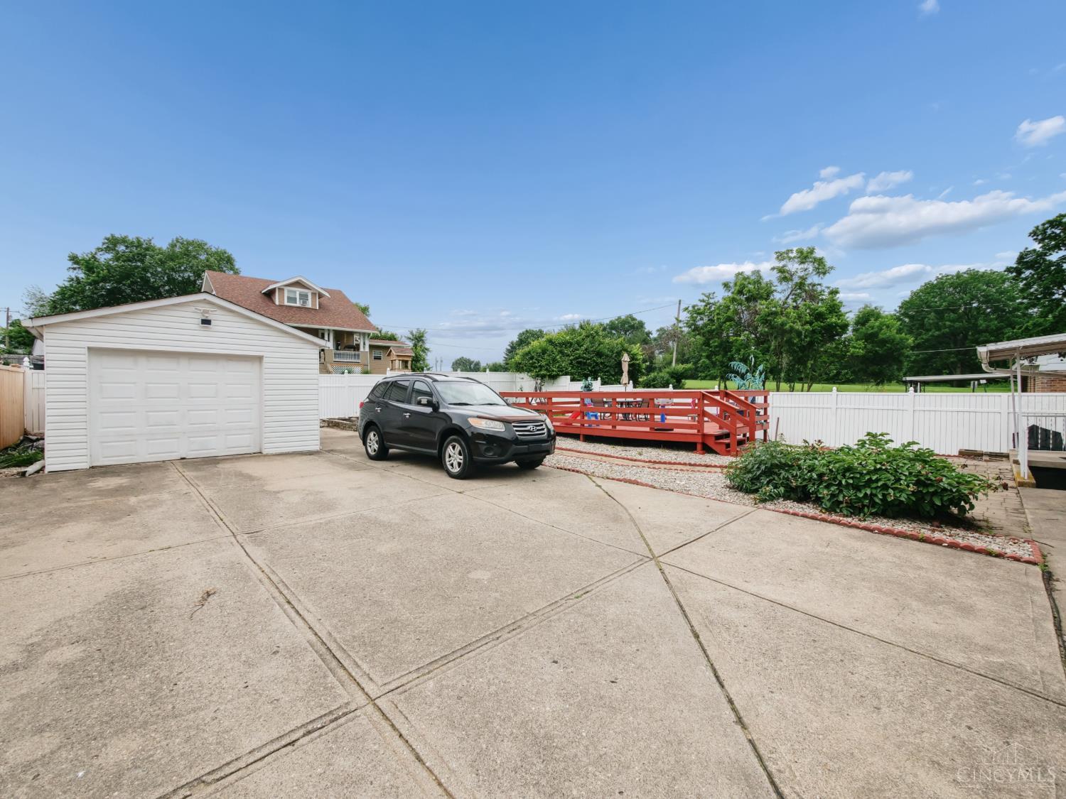 3254 Banning Rd.