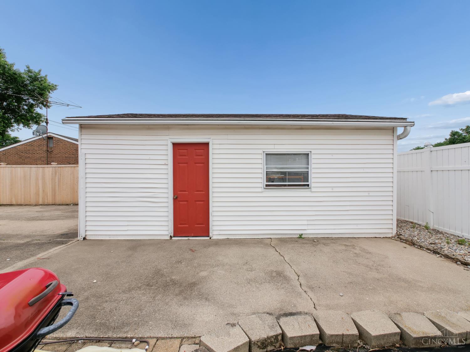 3254 Banning Rd.
