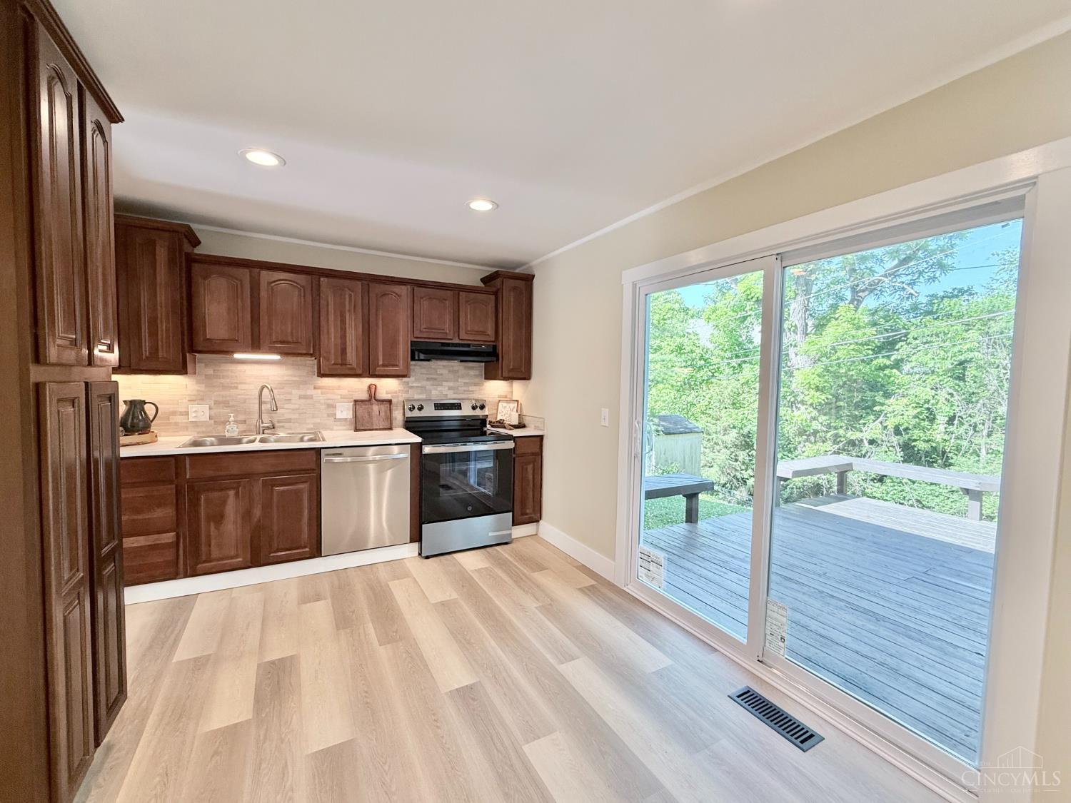 821 Allenwood Court