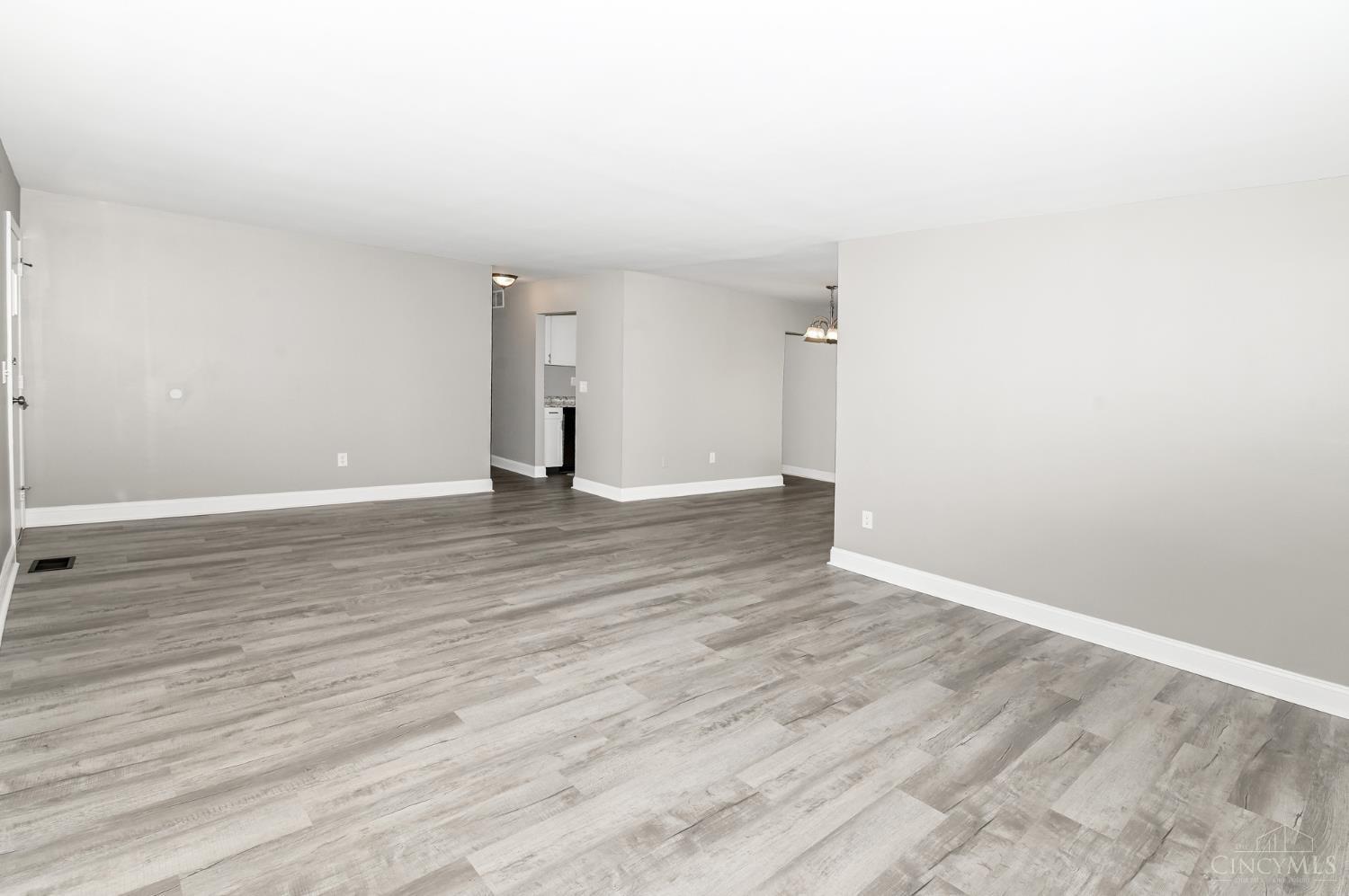 1316 Landis Lane