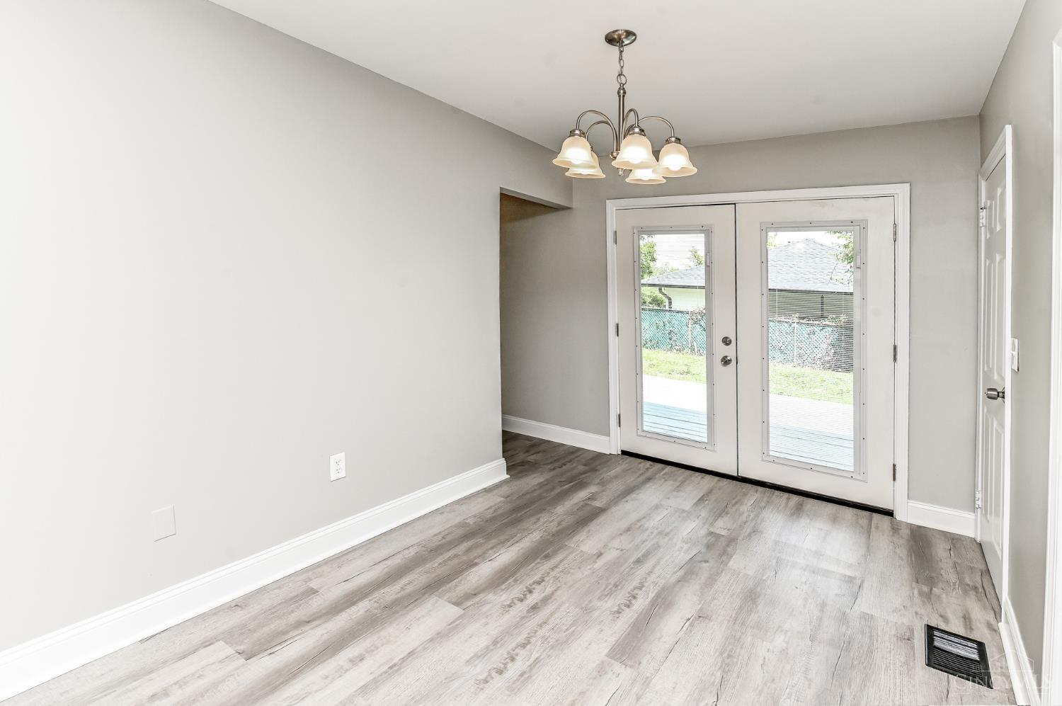 1316 Landis Lane