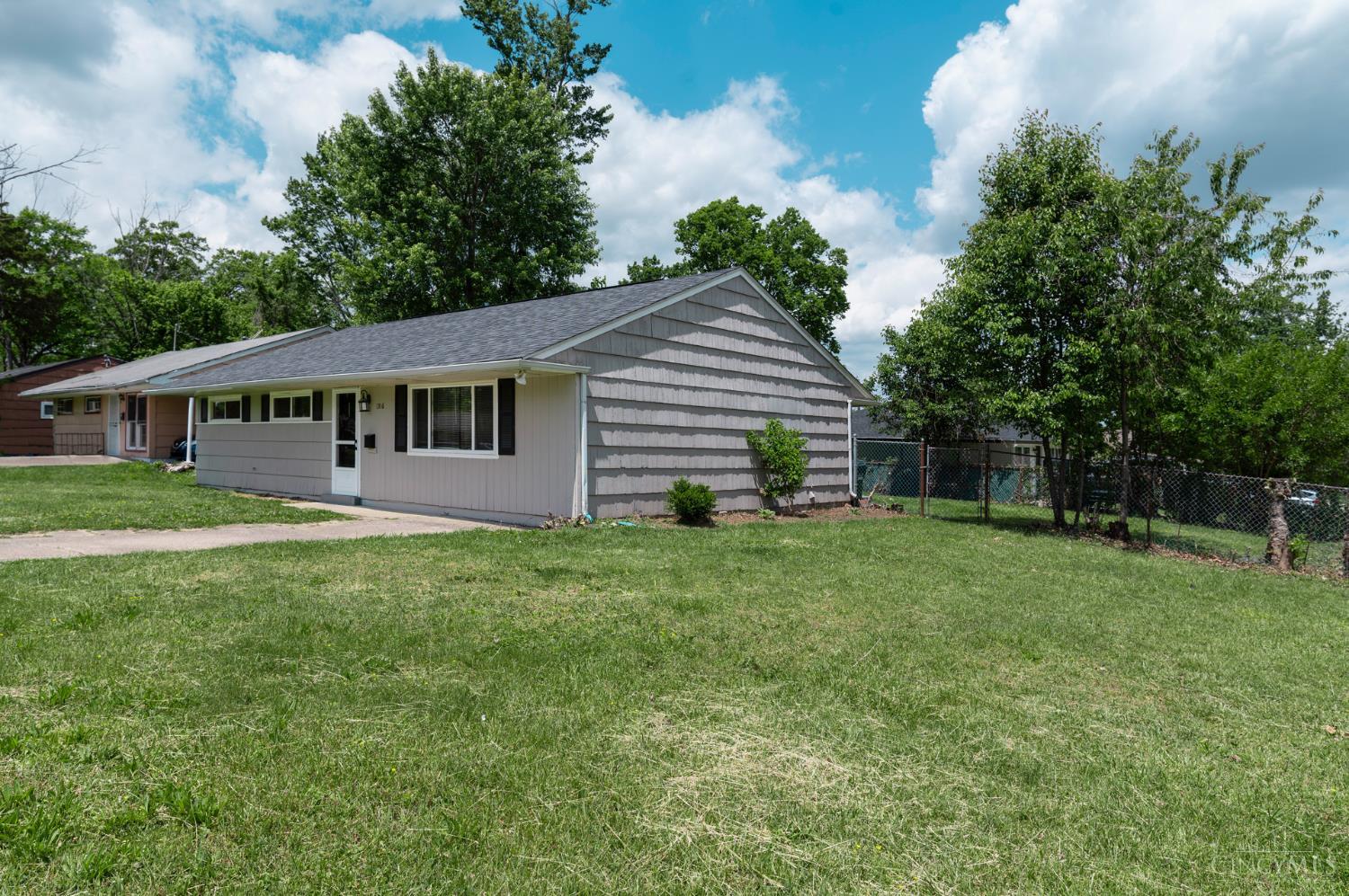 1316 Landis Lane