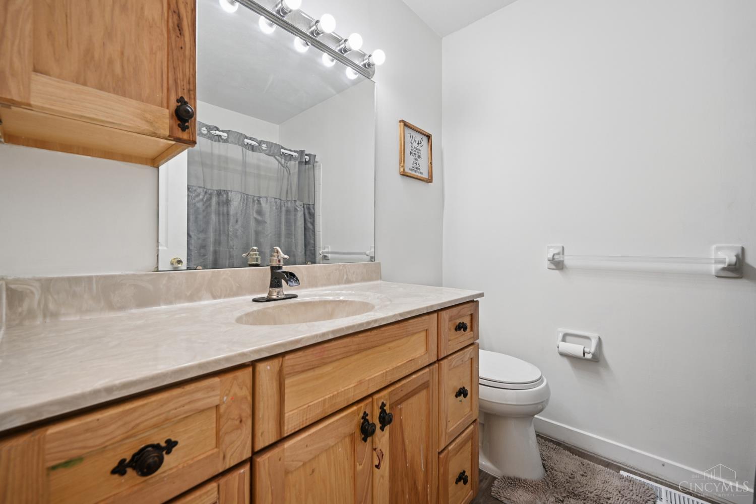 5804 Jeb Stuart Drive