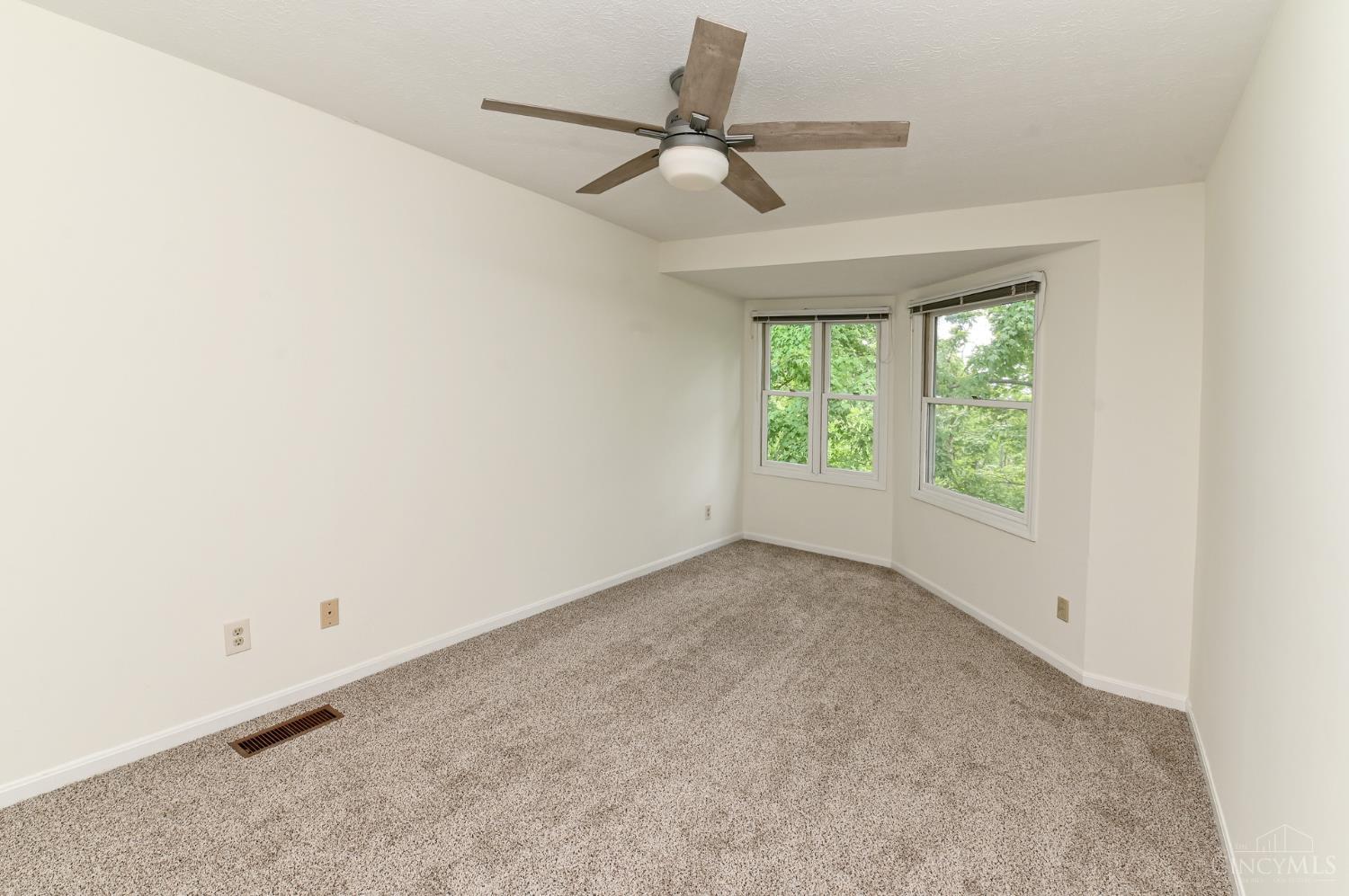 11528 Symmes Gate Lane