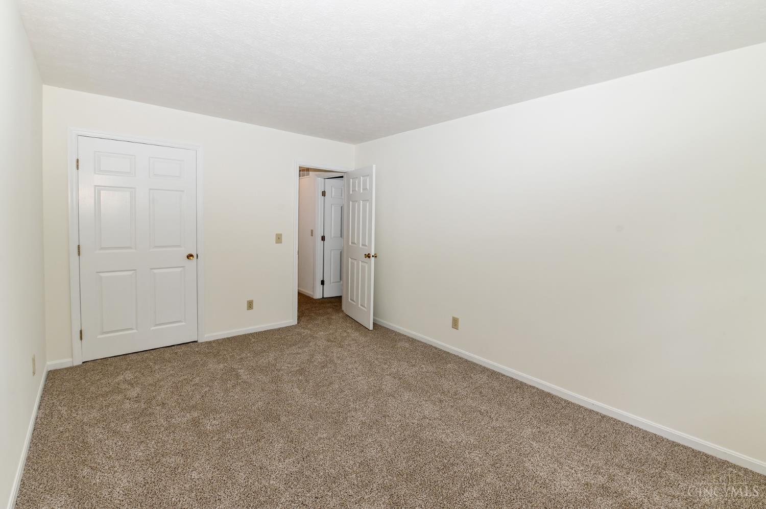 11528 Symmes Gate Lane
