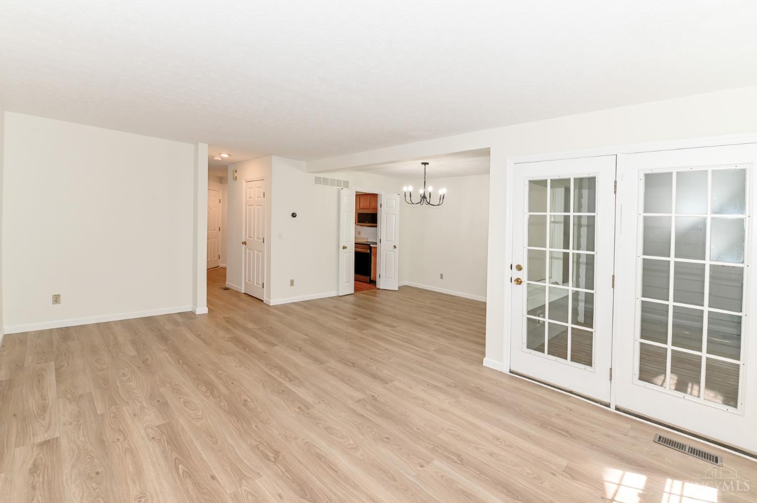 11528 Symmes Gate Lane