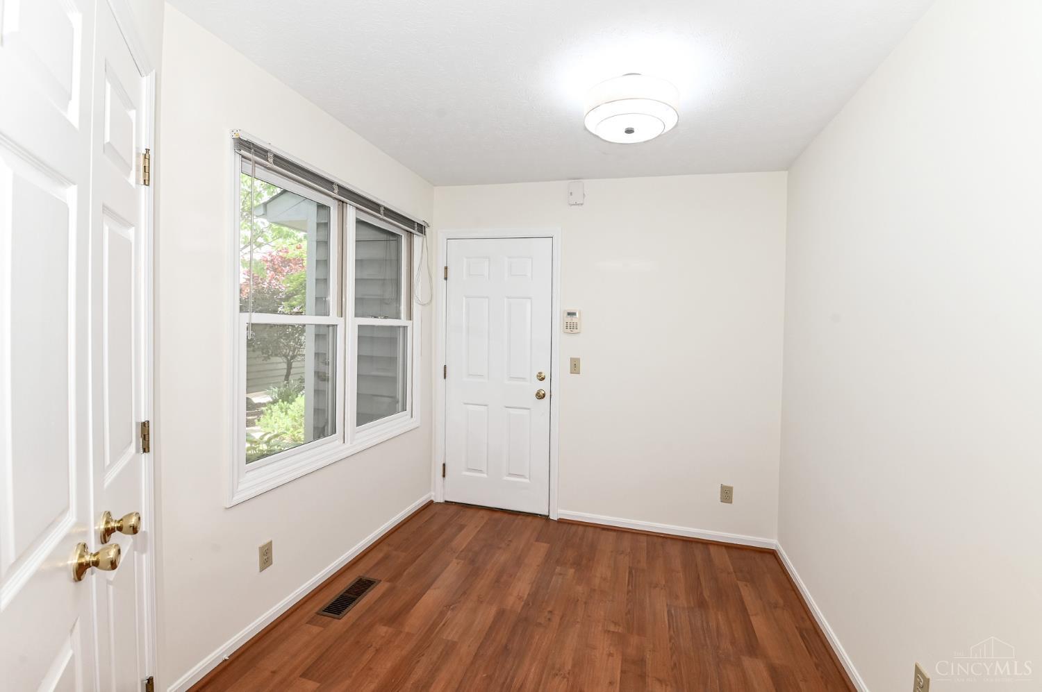 11528 Symmes Gate Lane