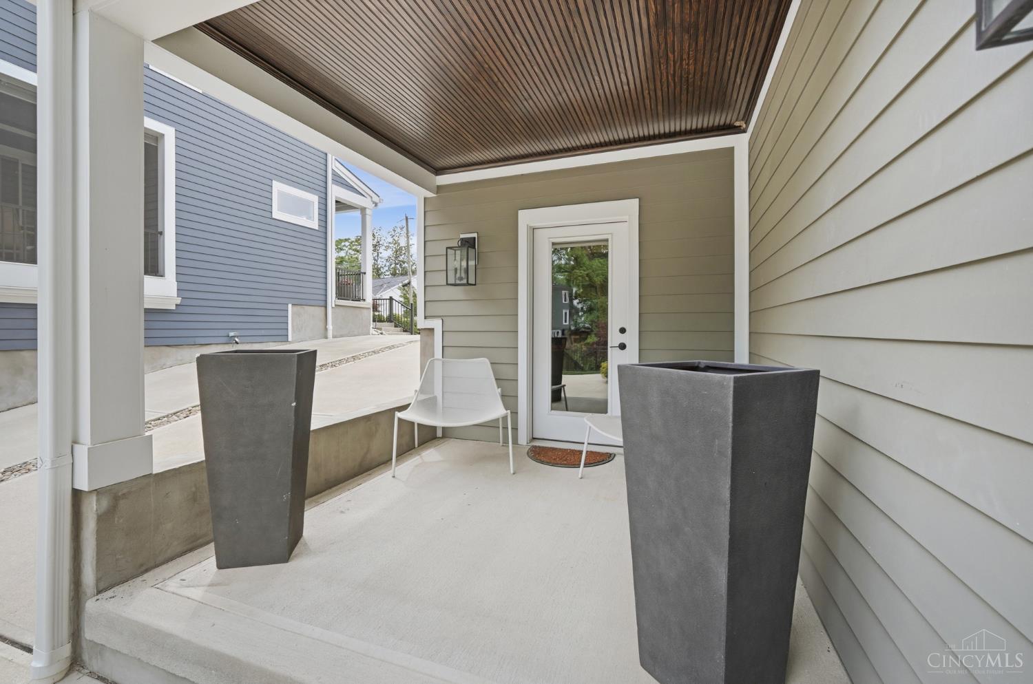 1228 Grace Avenue