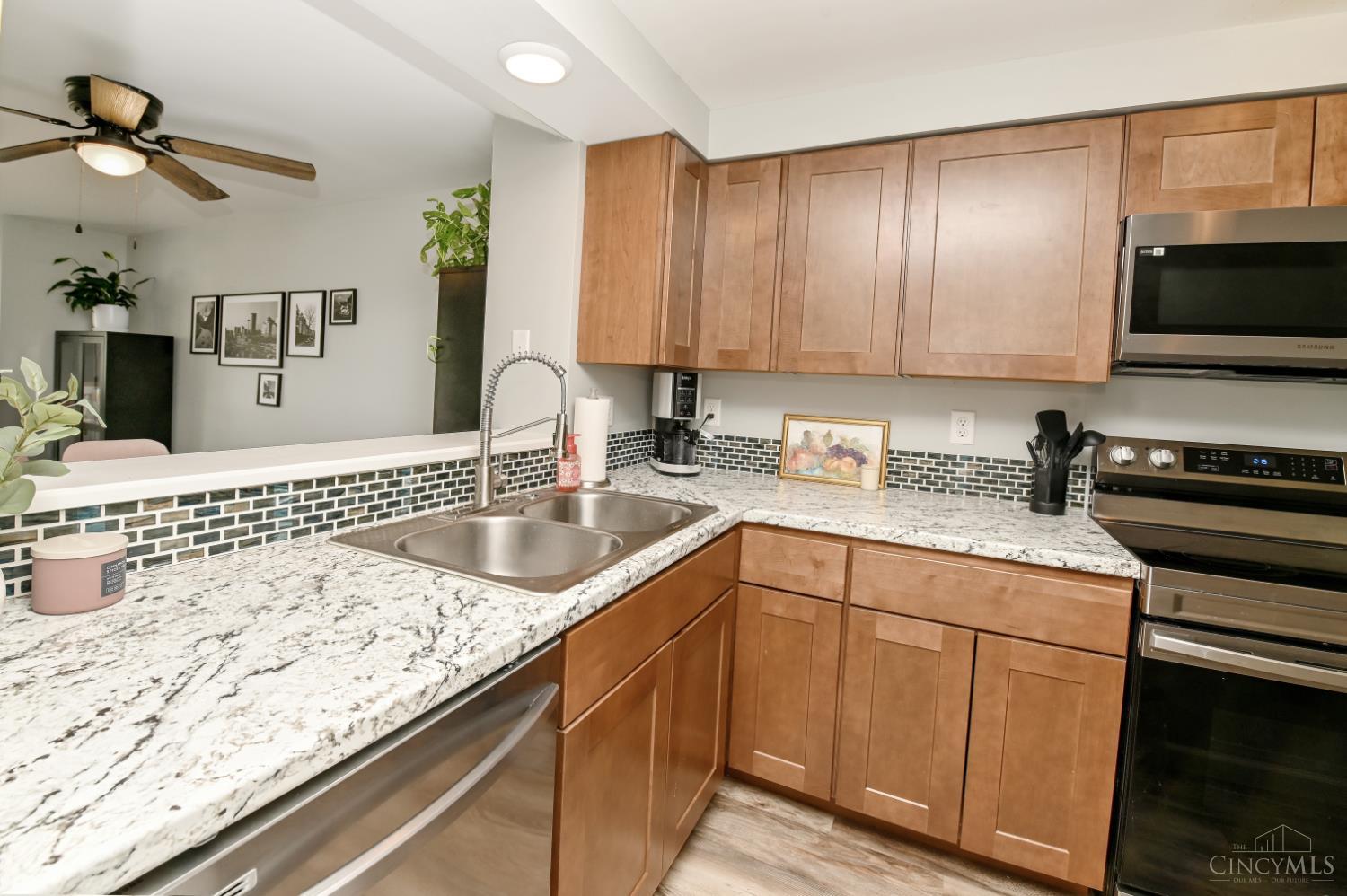 3882 Wolf Creek 64