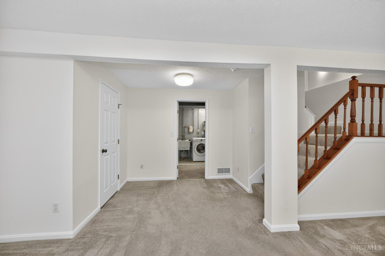 6355 Corbly Road 4