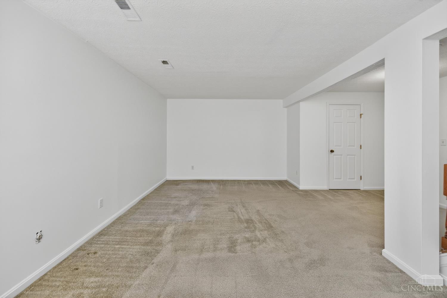 6355 Corbly Road 4