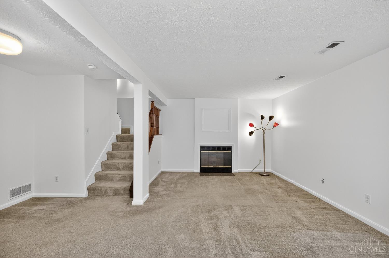 6355 Corbly Road 4