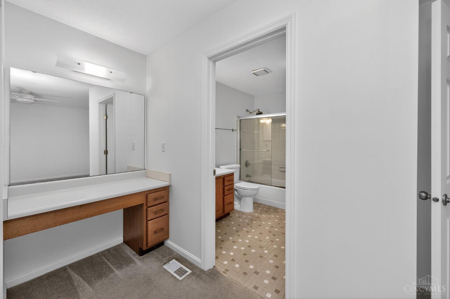 6355 Corbly Road 4