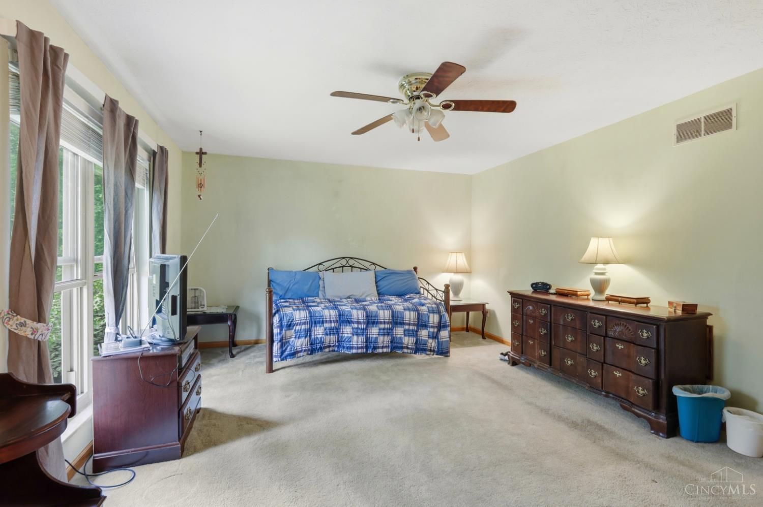 6377 Ironwood Drive
