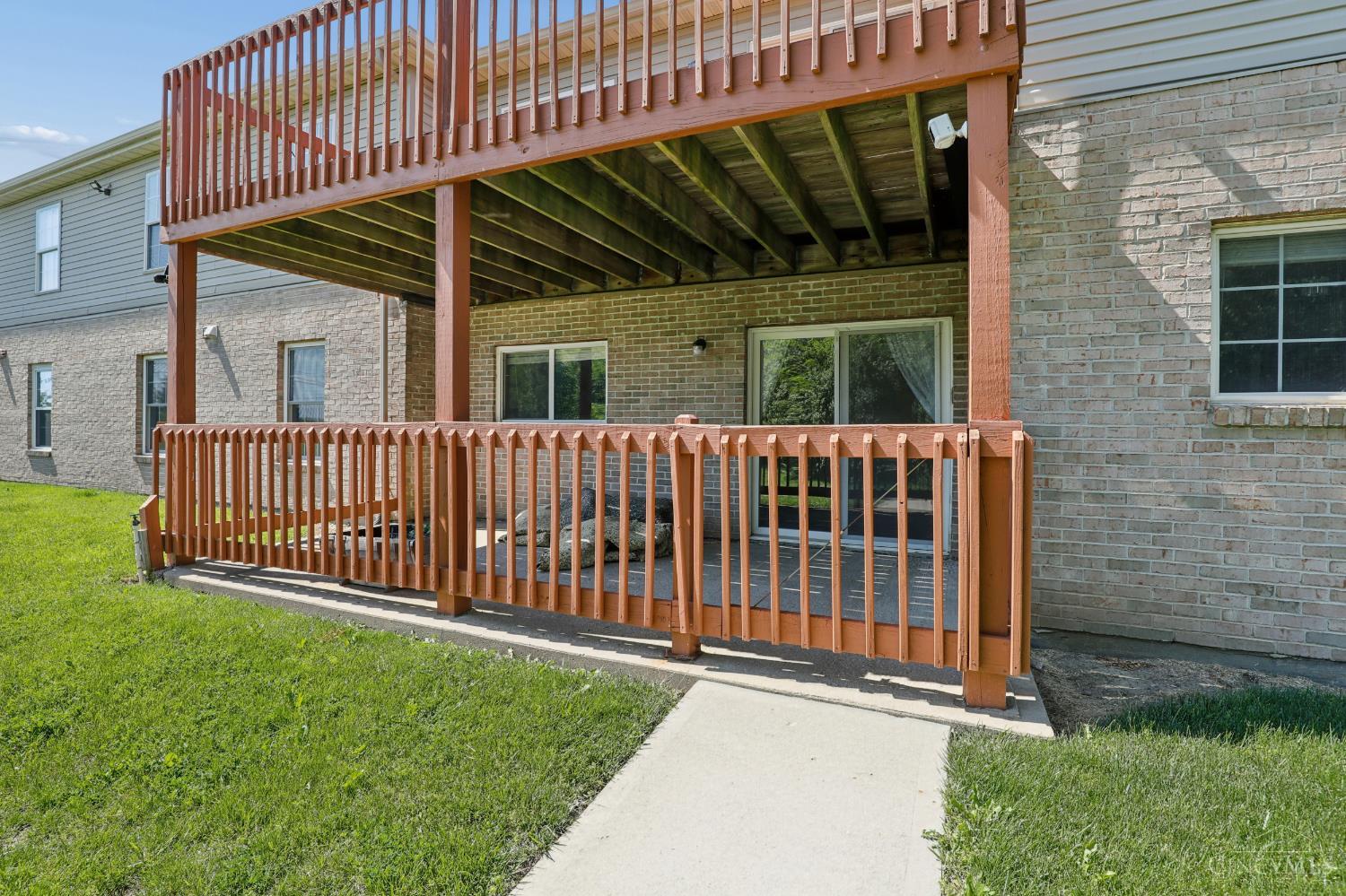 1800 Eaton Avenue 3