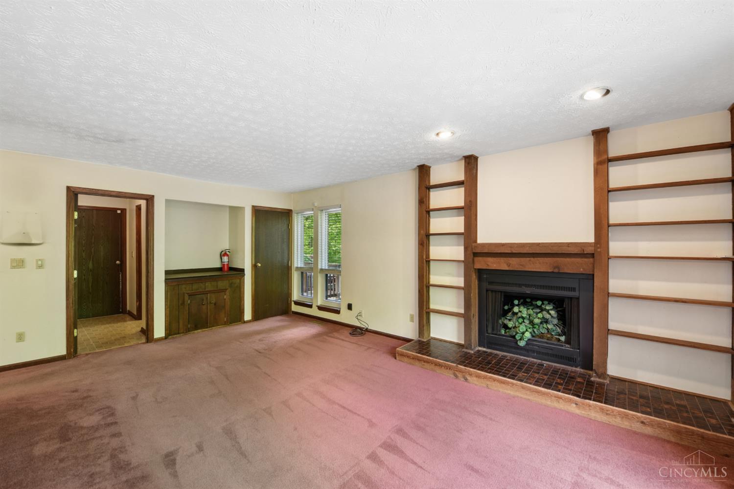 13 Cherokee Trail