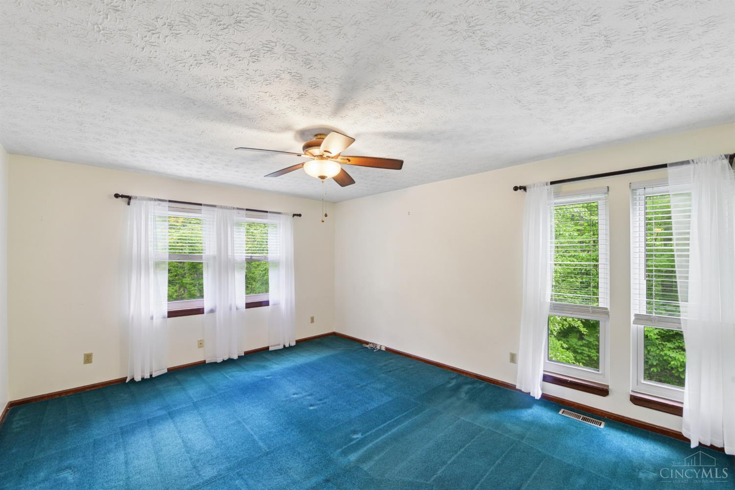 13 Cherokee Trail