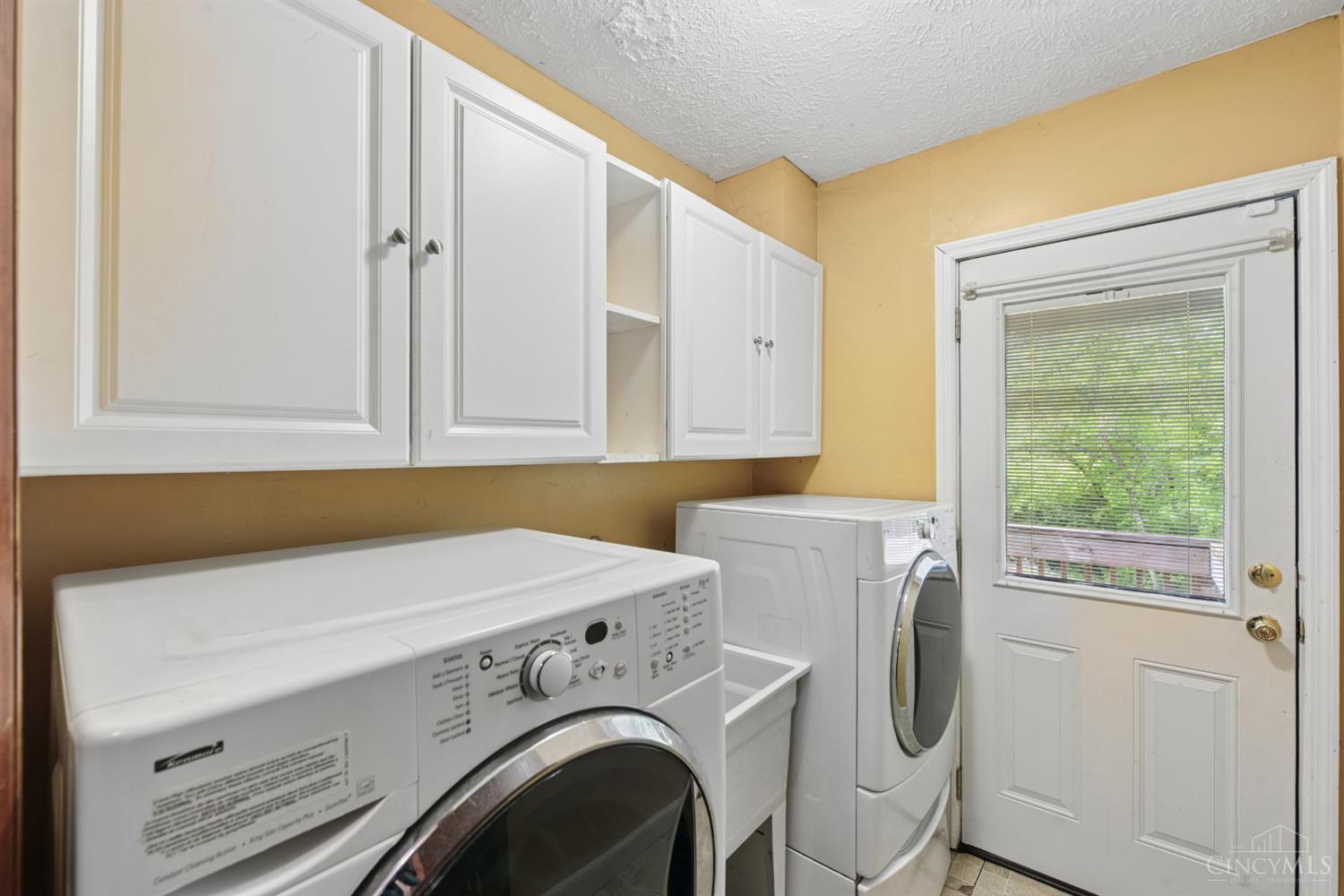 13 Cherokee Trail