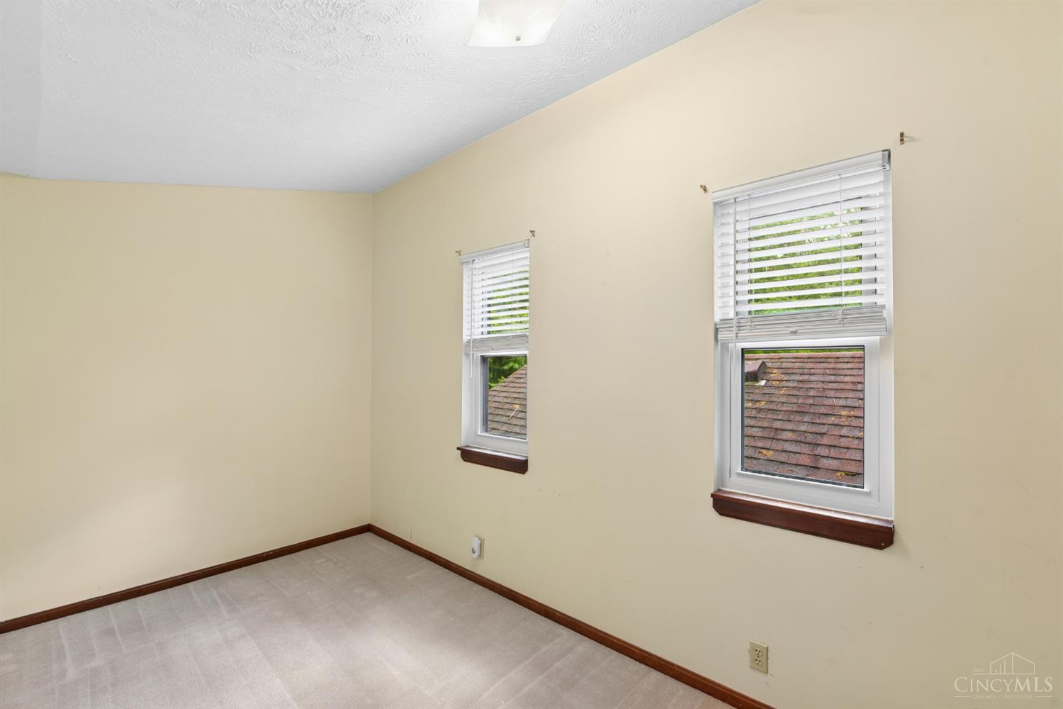 13 Cherokee Trail