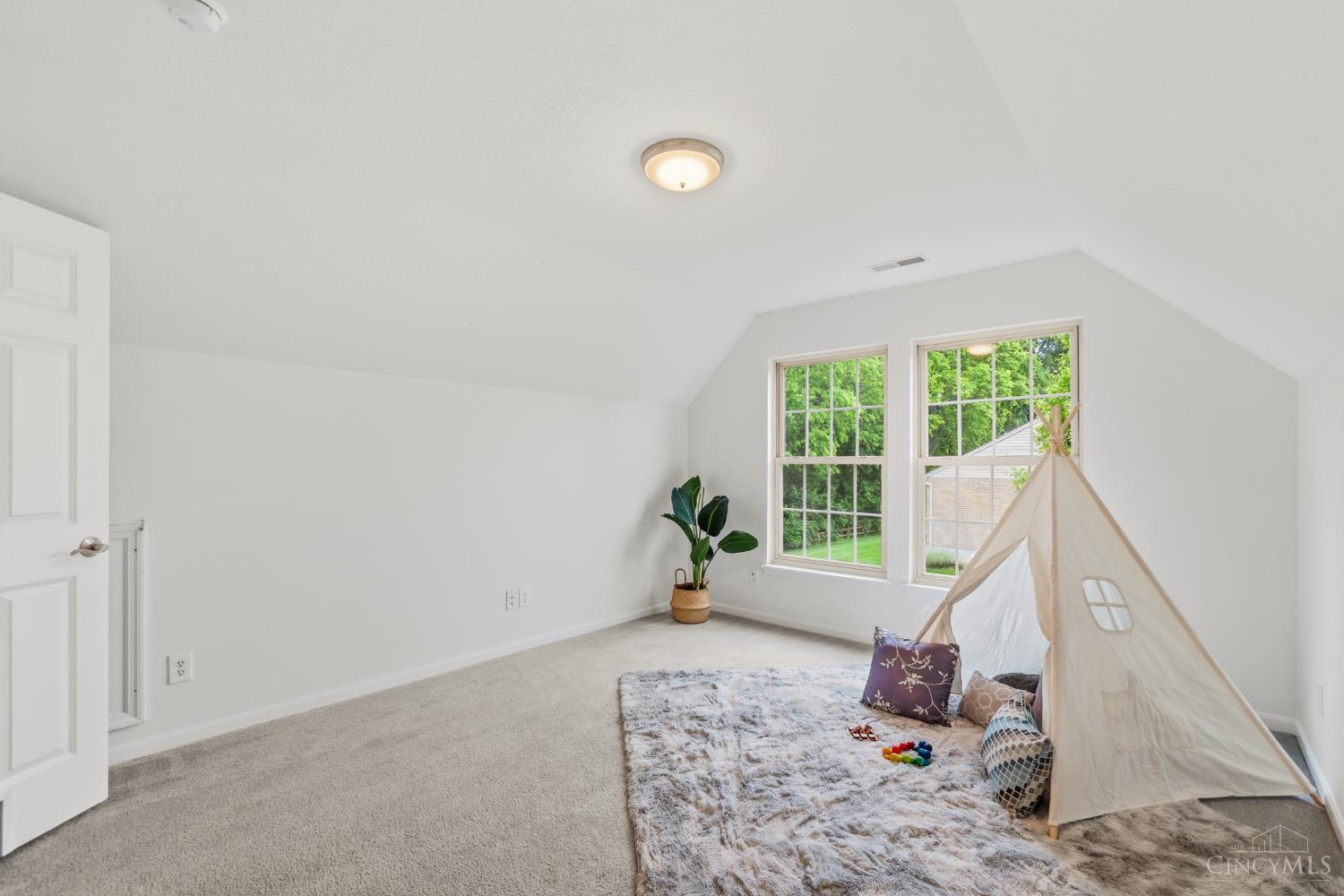 4087 Woodsly Drive