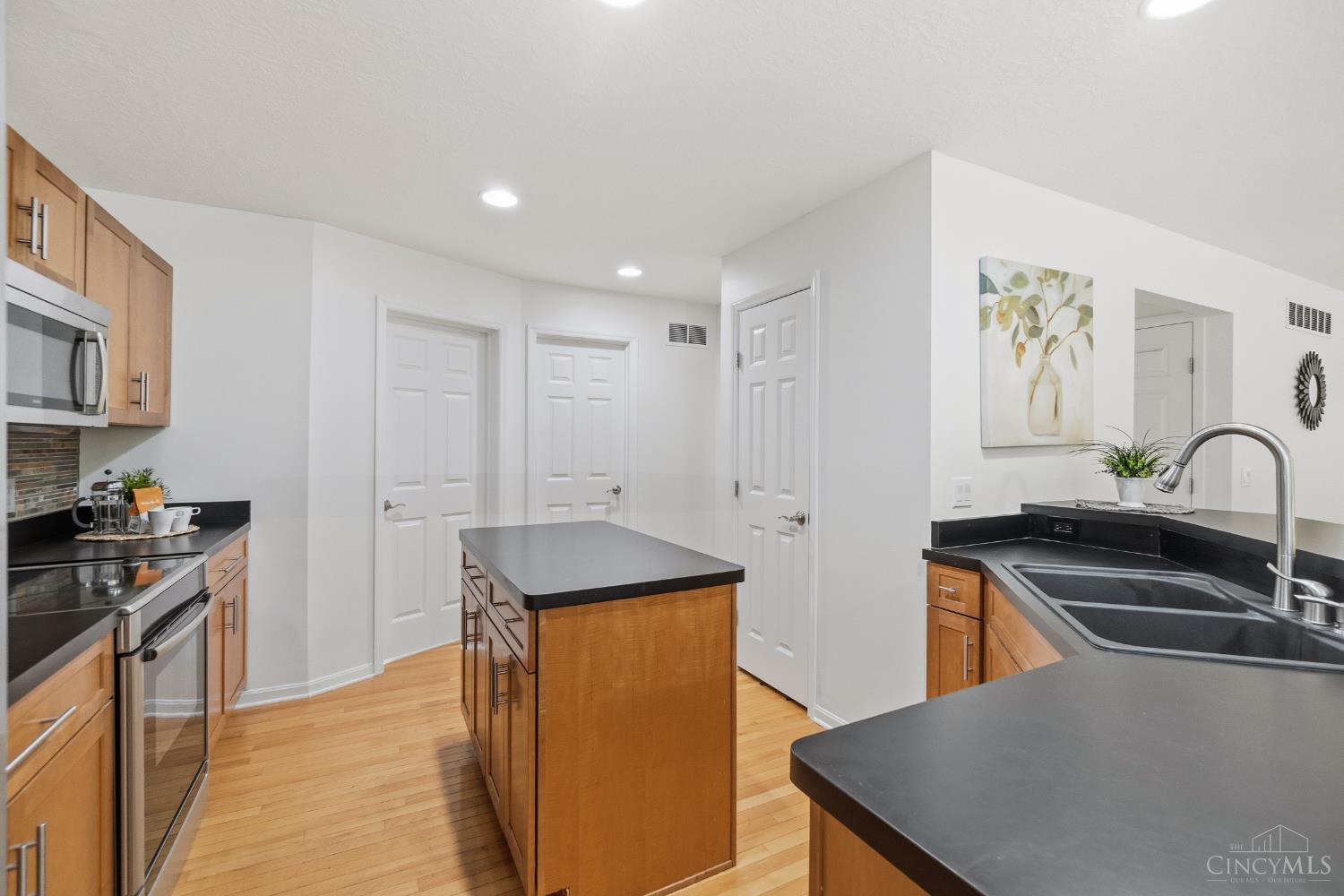 4087 Woodsly Drive