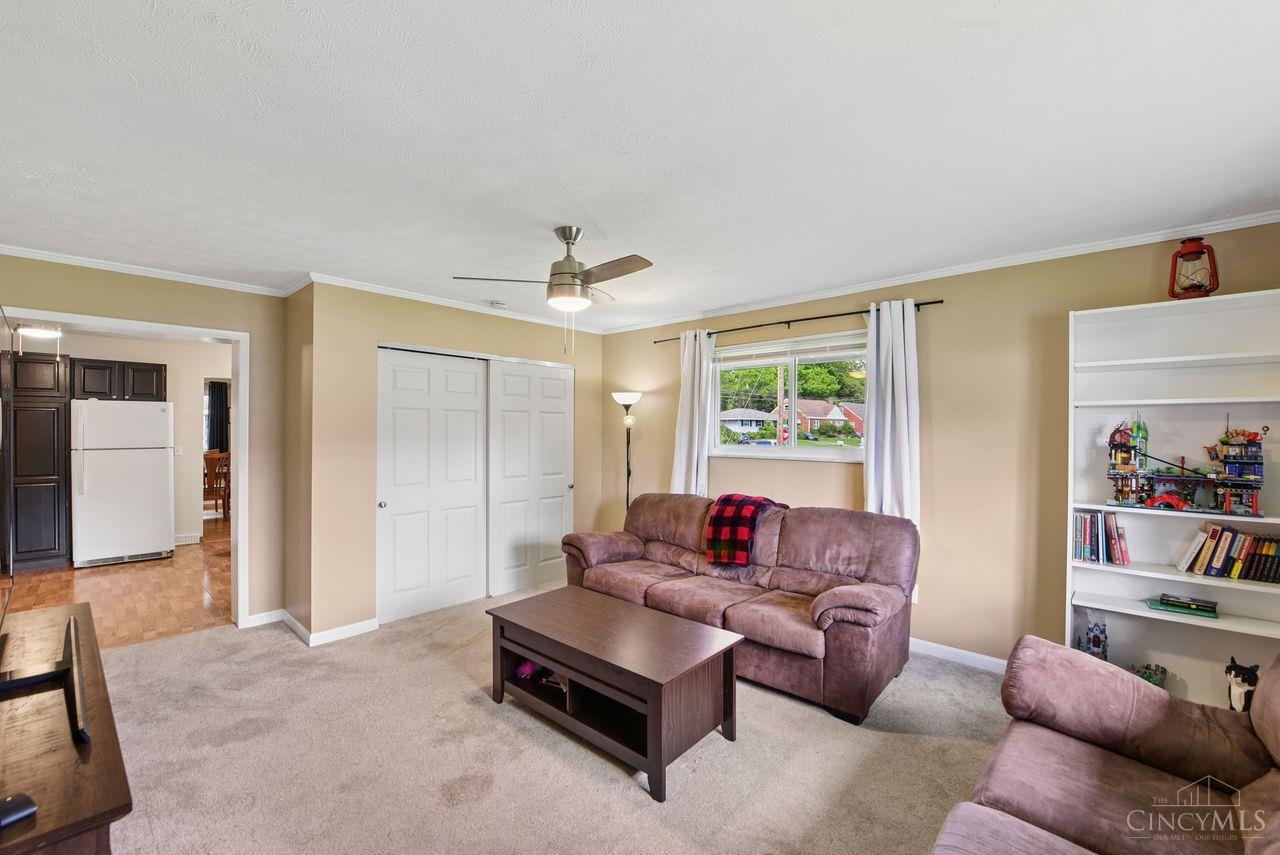 7089 Bluecrest Drive
