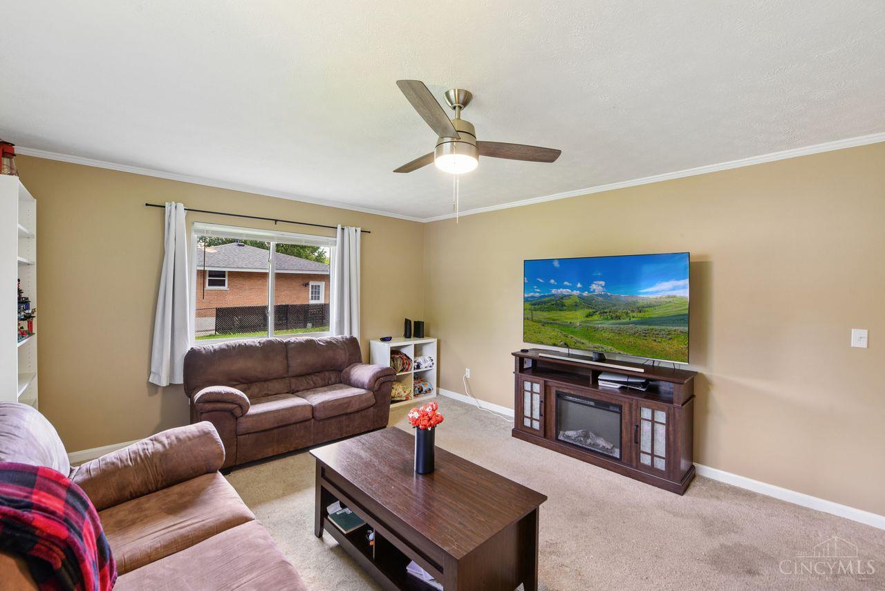 7089 Bluecrest Drive