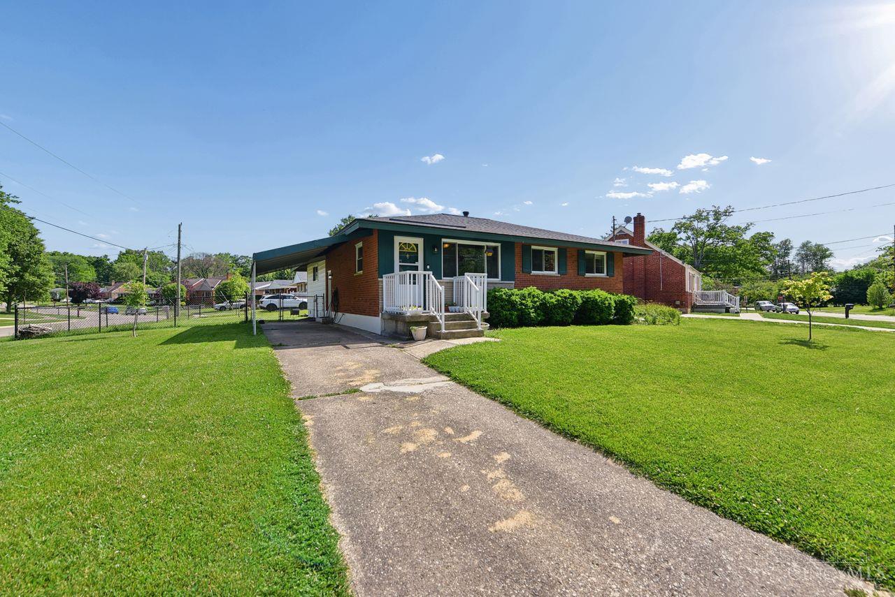 7089 Bluecrest Drive