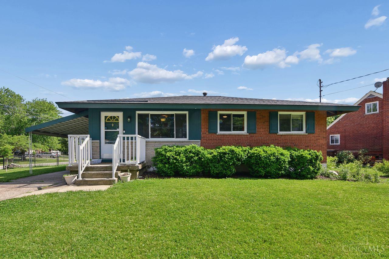 7089 Bluecrest Drive
