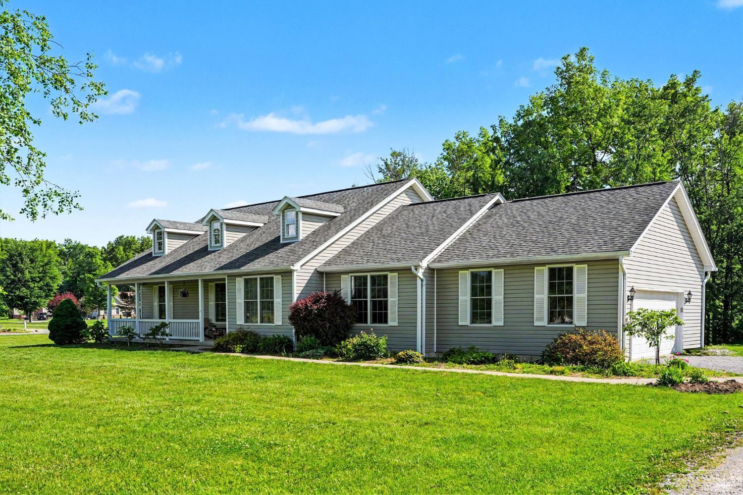 3920 Pine View