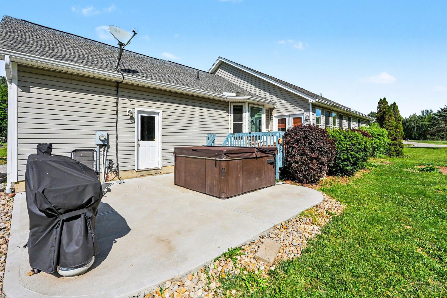3920 Pine View