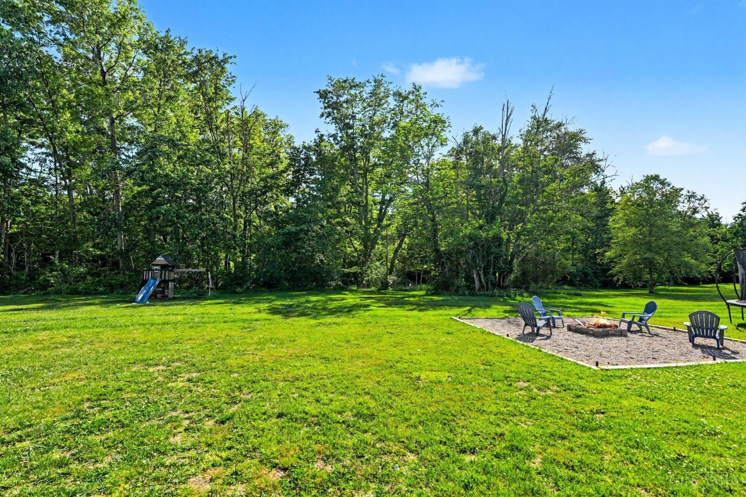 3920 Pine View